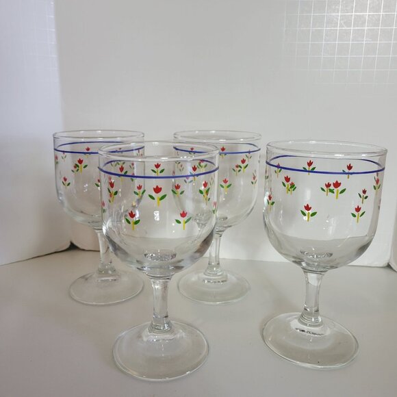 Set Of 4 Vintage Water/Wine Goblets with Tulip Design & Blue Rim - Picture 1 of 3